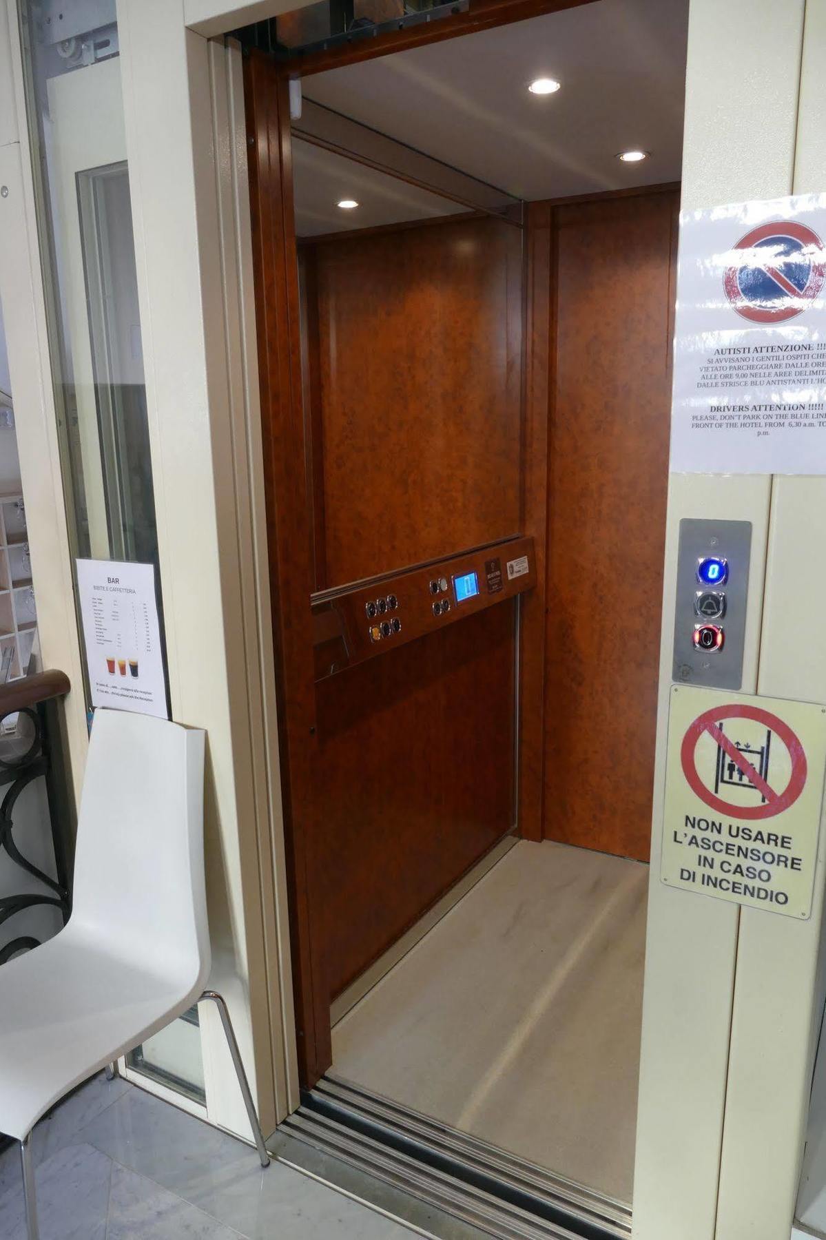 Cantore Hotel